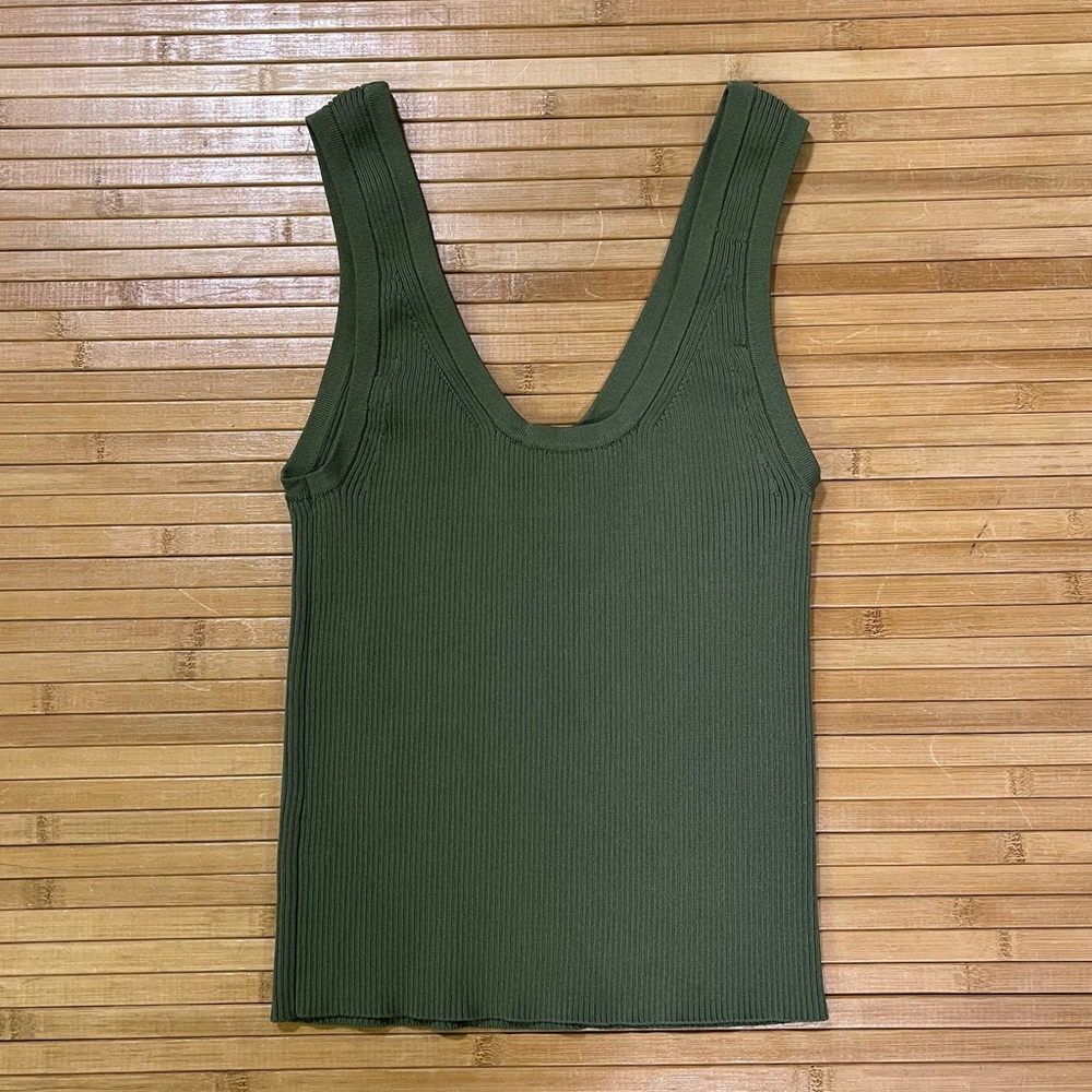 House of Harlow 1960 Green Ribbed Tank Top